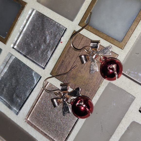 Vintage Jingle Bell Earrings - Picture 3 of 3